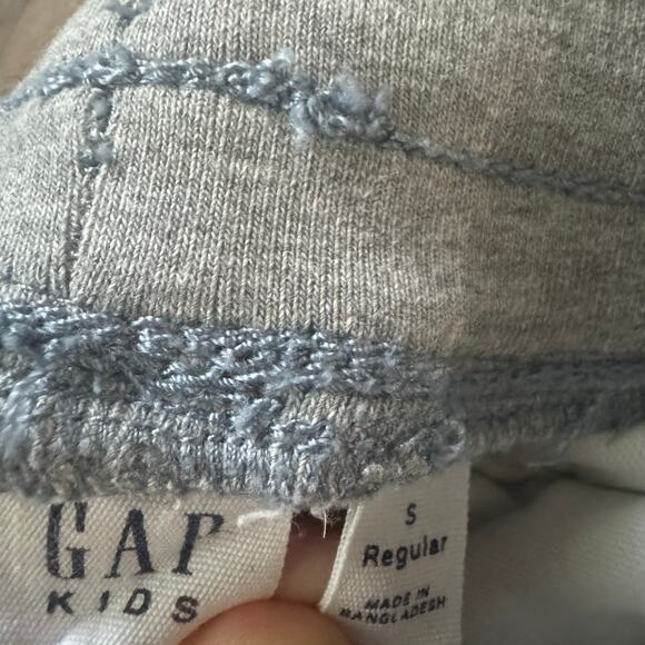 Gap Cargo, Elastic Waist Shorts - Picture 3 of 3